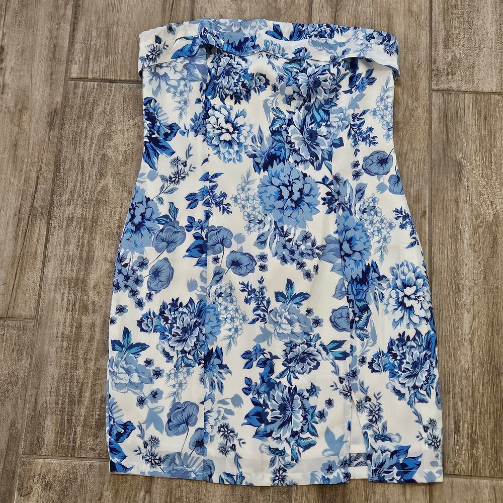 Hello Molly Dress Womens Size 6 Runaway Skye Mini Blue Floral Strapless Slit NEW